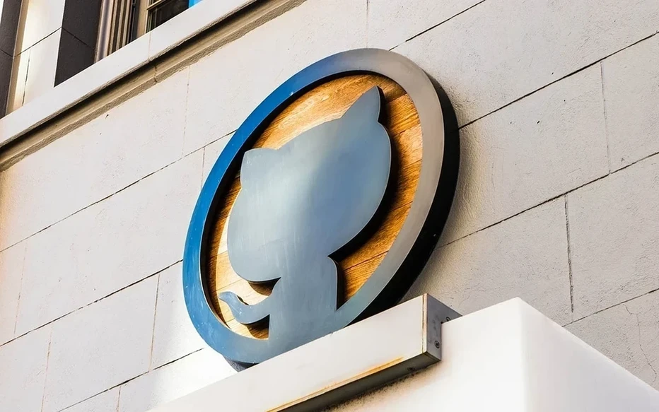 假冒 WinRAR 漏洞利用 PoC 投放 VenomRAT 恶意软件 媒体